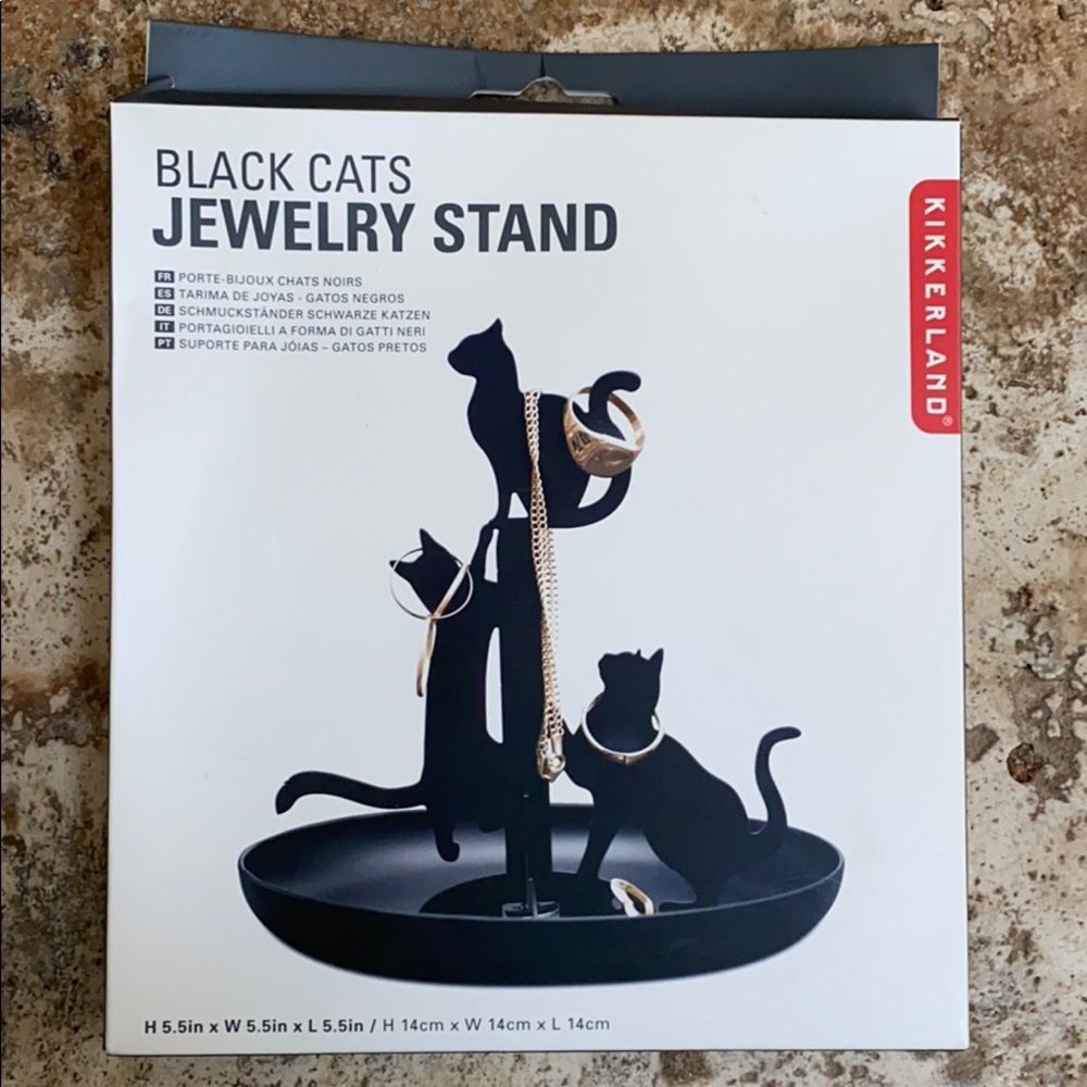 Black cat jewelry stand